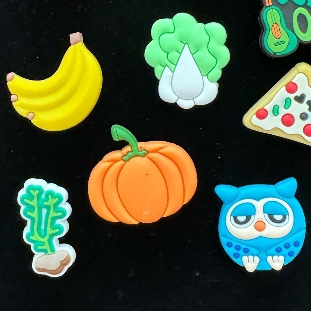 10 pcs of Shoe Charms or Jibbitz for Crocs or others like Crocs NEW - Picture 3 of 5